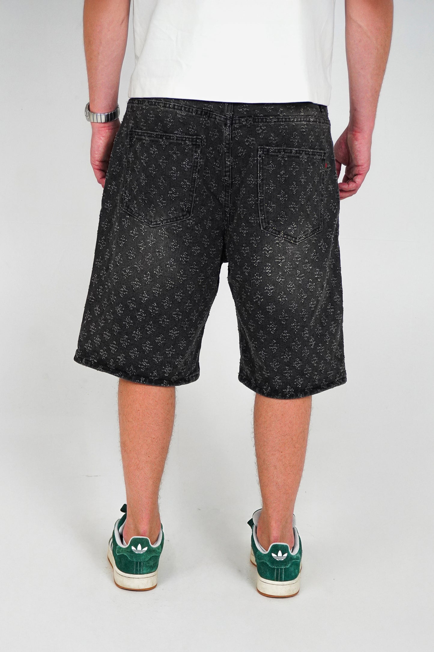 DISTRESSED DENIM SHORTS BLACK