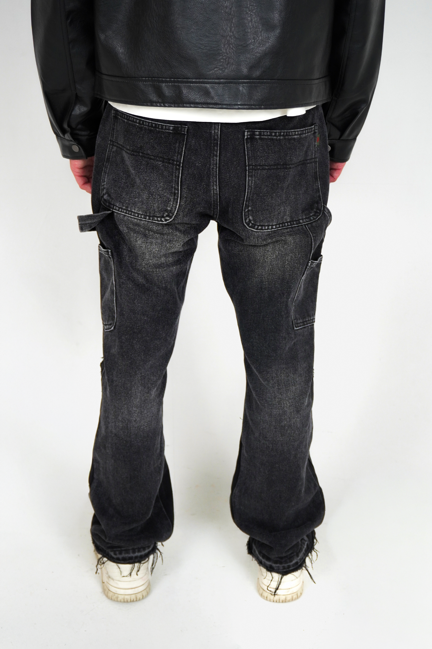 GALLERY CARPENTER FLARED DENIM JEANS BLACK