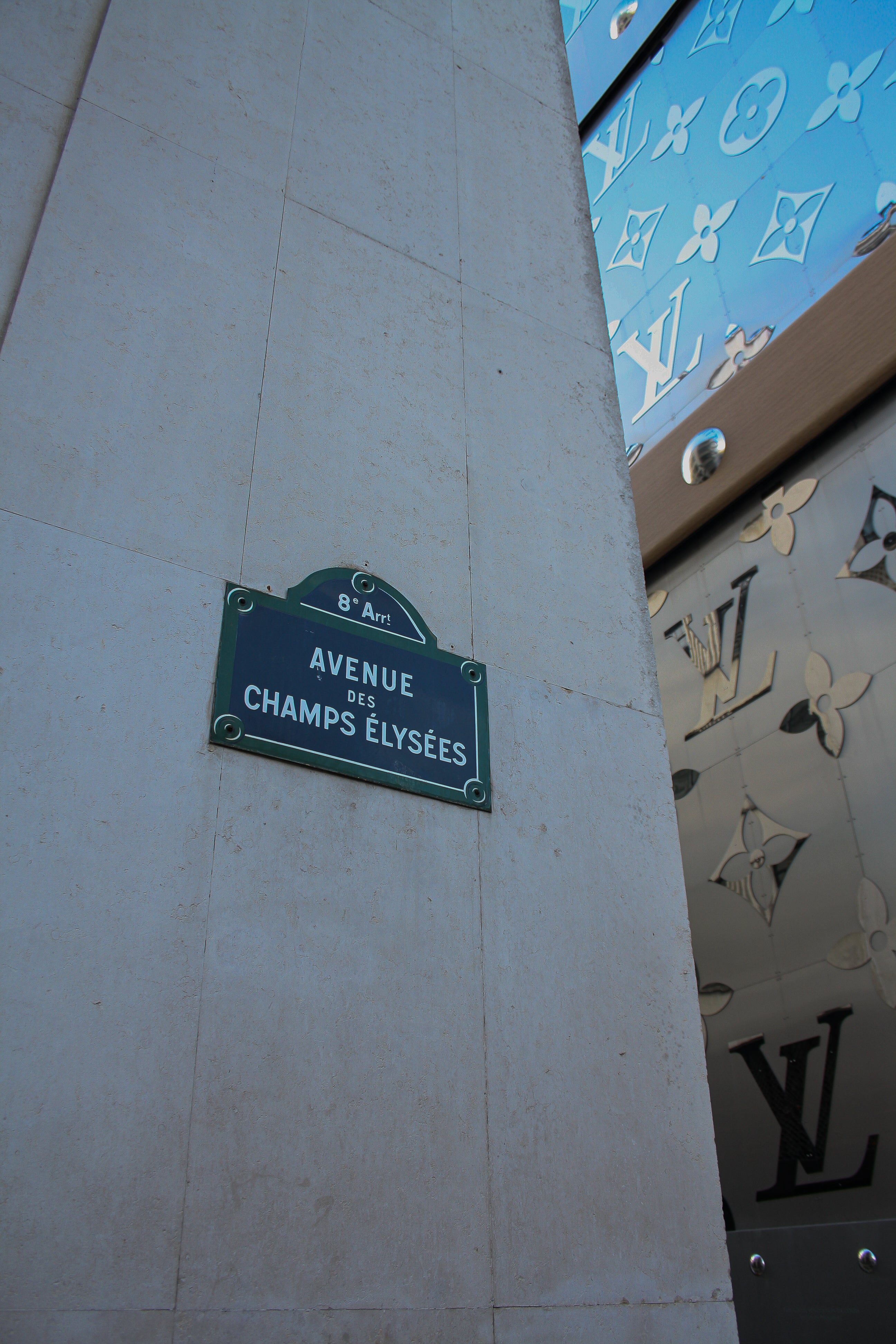 Nome della strada Champs Elysees Parigi