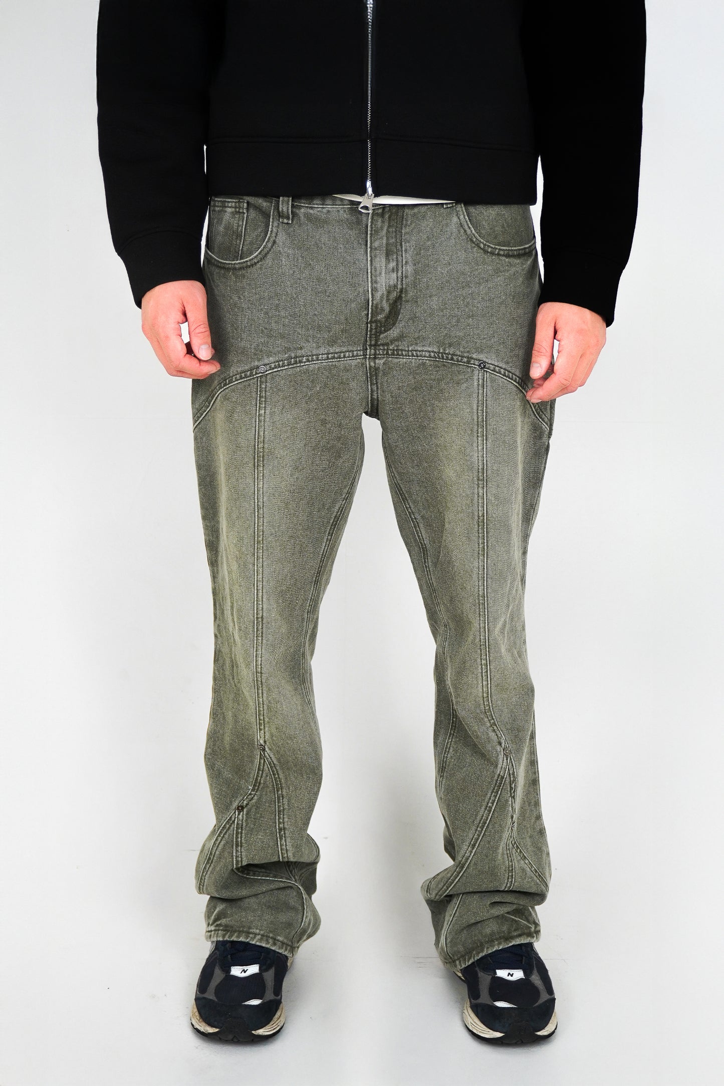 BUTTON STRAIGHT DENIM JEANS GREEN